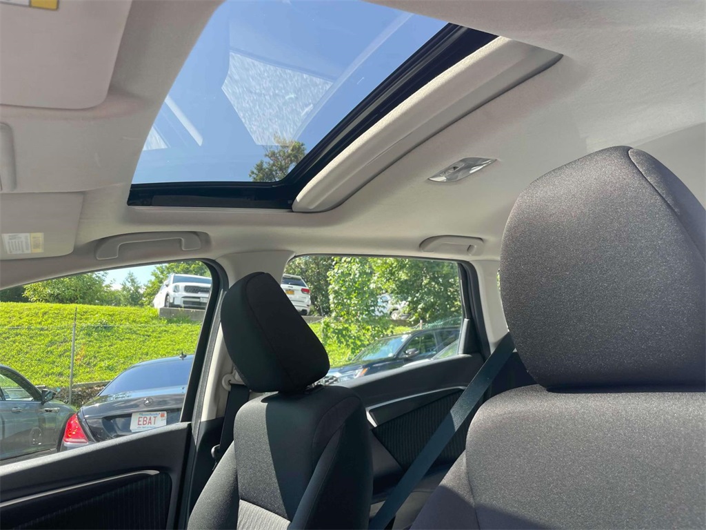 2019 Honda Fit EX photo 17