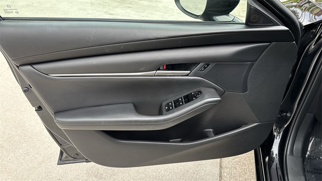 2022 Mazda Mazda3 Select photo 35