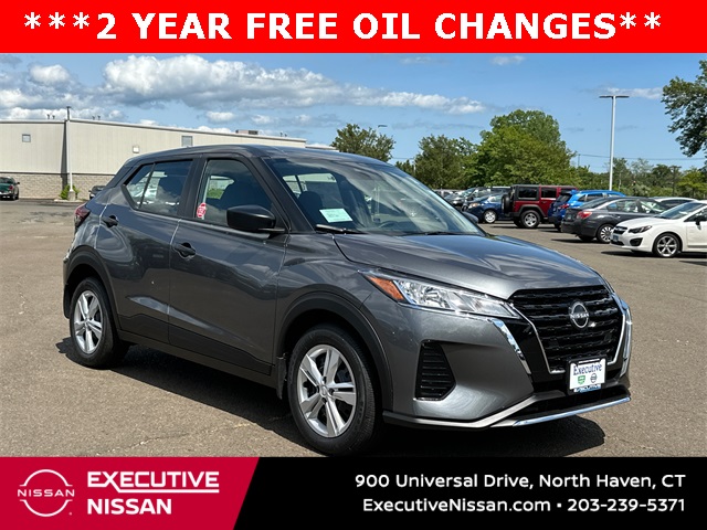 2025 Nissan KICKS PLAY Base's photo