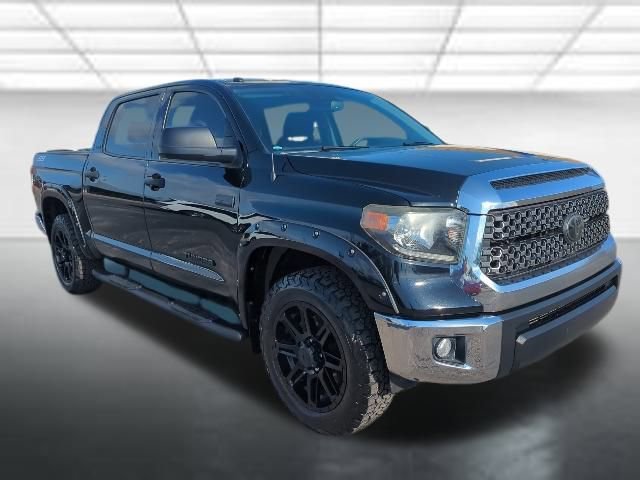 2018 Toyota Tundra SR5's photo