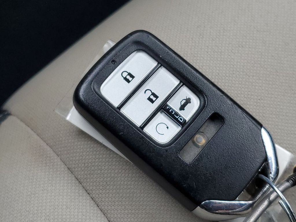 2018 Honda Civic EX-T photo 34