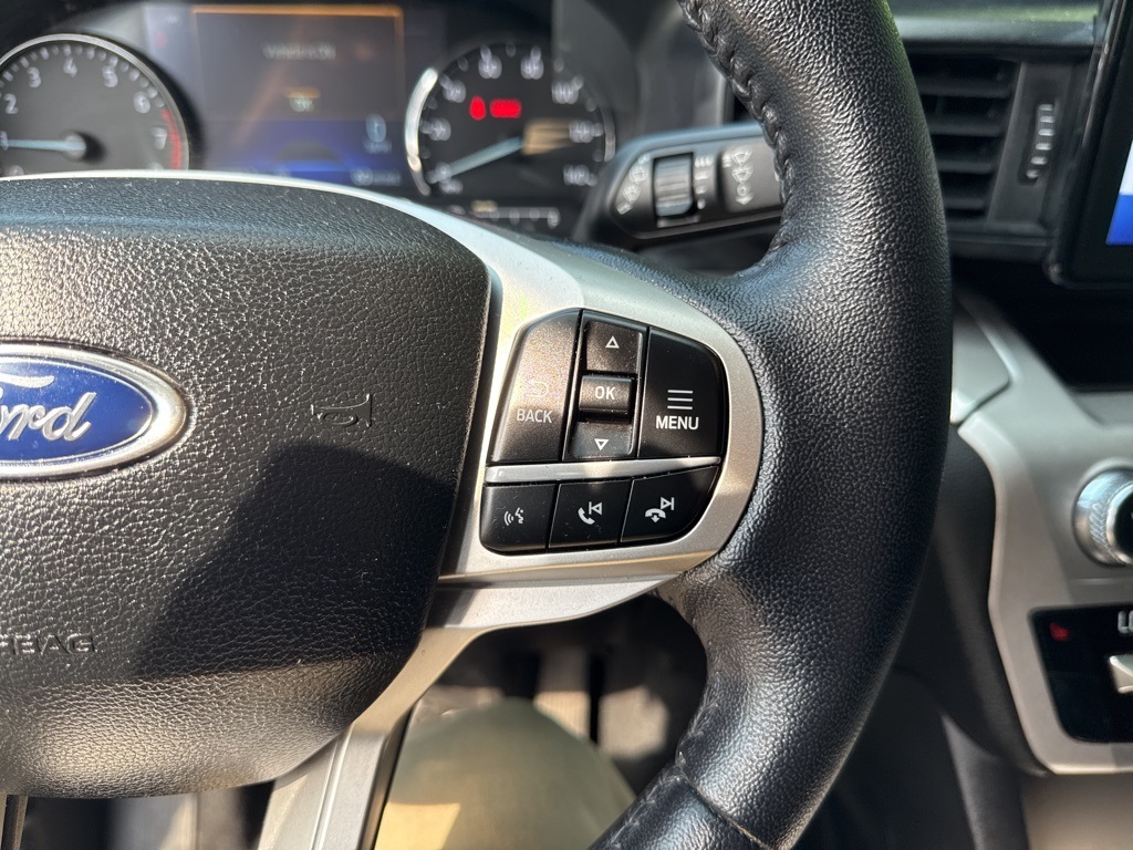2021 Ford Explorer XLT photo 32