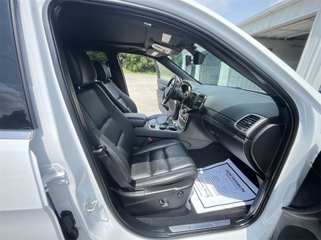 2022 Jeep Cherokee Limited photo 25
