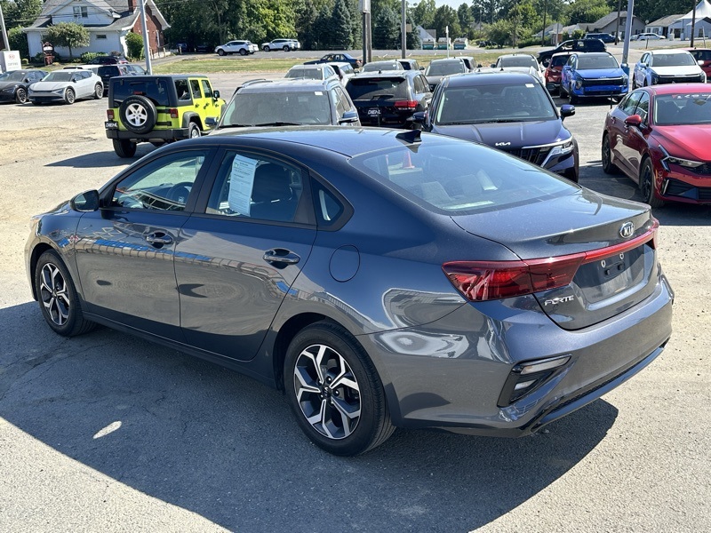 2020 Kia Forte LXS photo 4