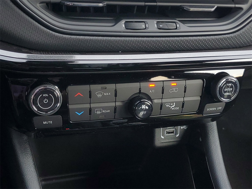 2025 Jeep Compass Latitude photo 27