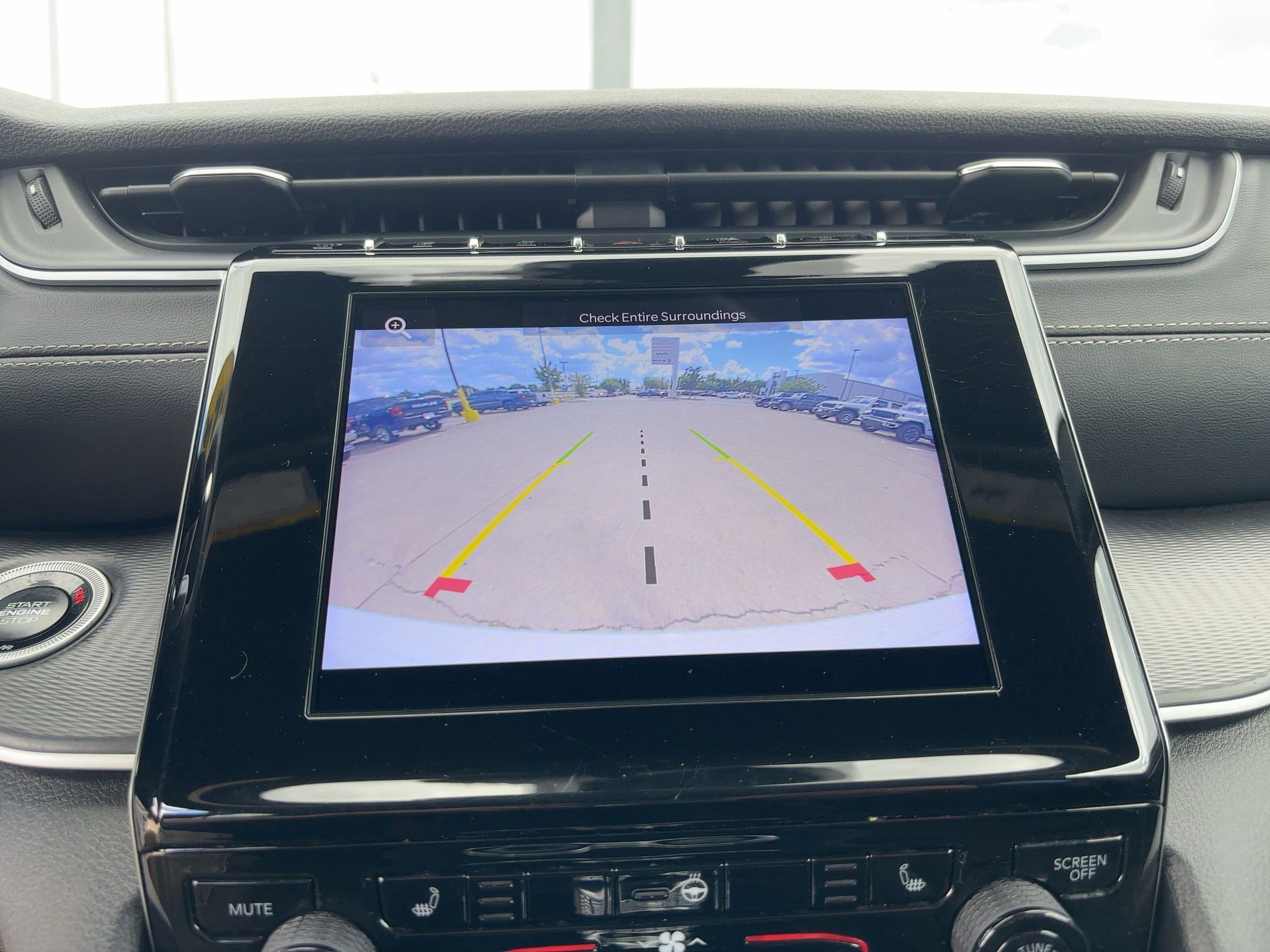 2024 Jeep Grand Cherokee Altitude photo 18