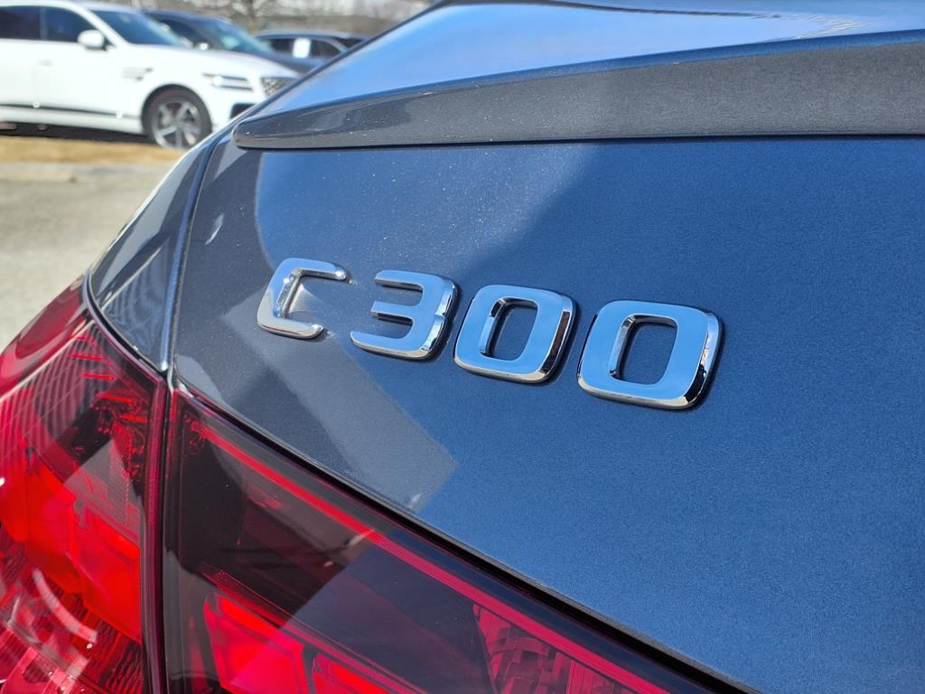 2025 Mercedes Benz C 300 4MATIC photo 4