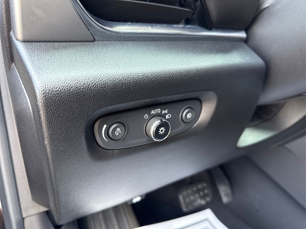 2019 Chevrolet Traverse photo 36