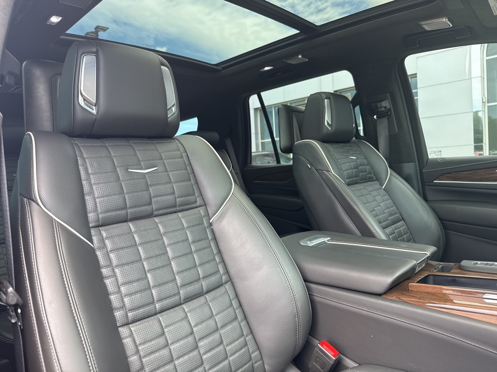 2023 Cadillac Escalade Sport Platinum photo 26