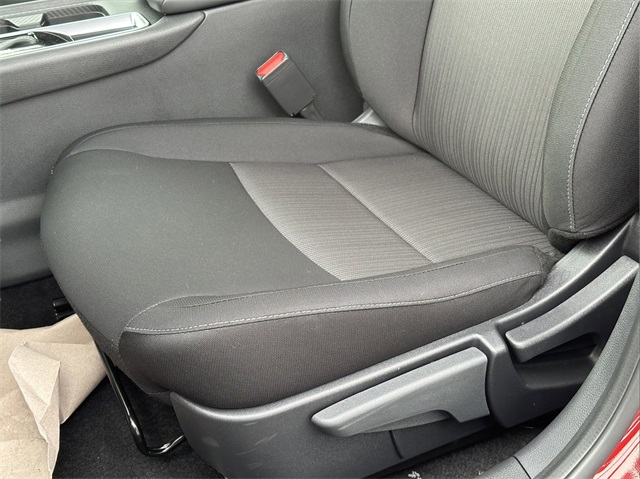 2025 Nissan Sentra SV photo 29