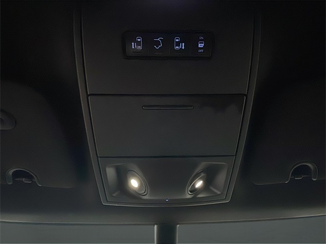 2018 Dodge Grand Caravan GT photo 25