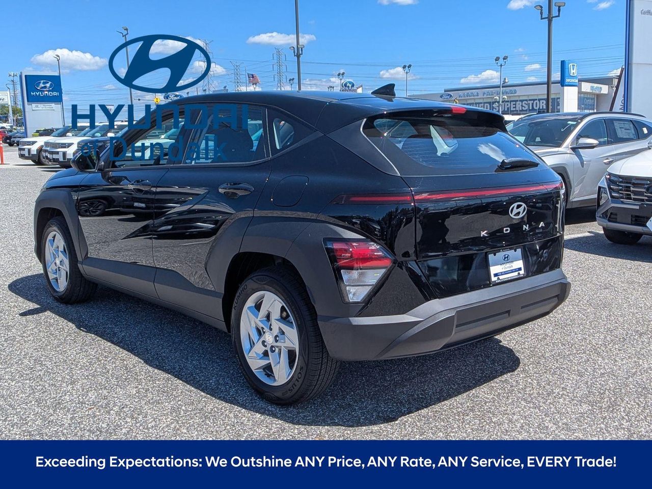 2026 Hyundai Kona SE photo 4