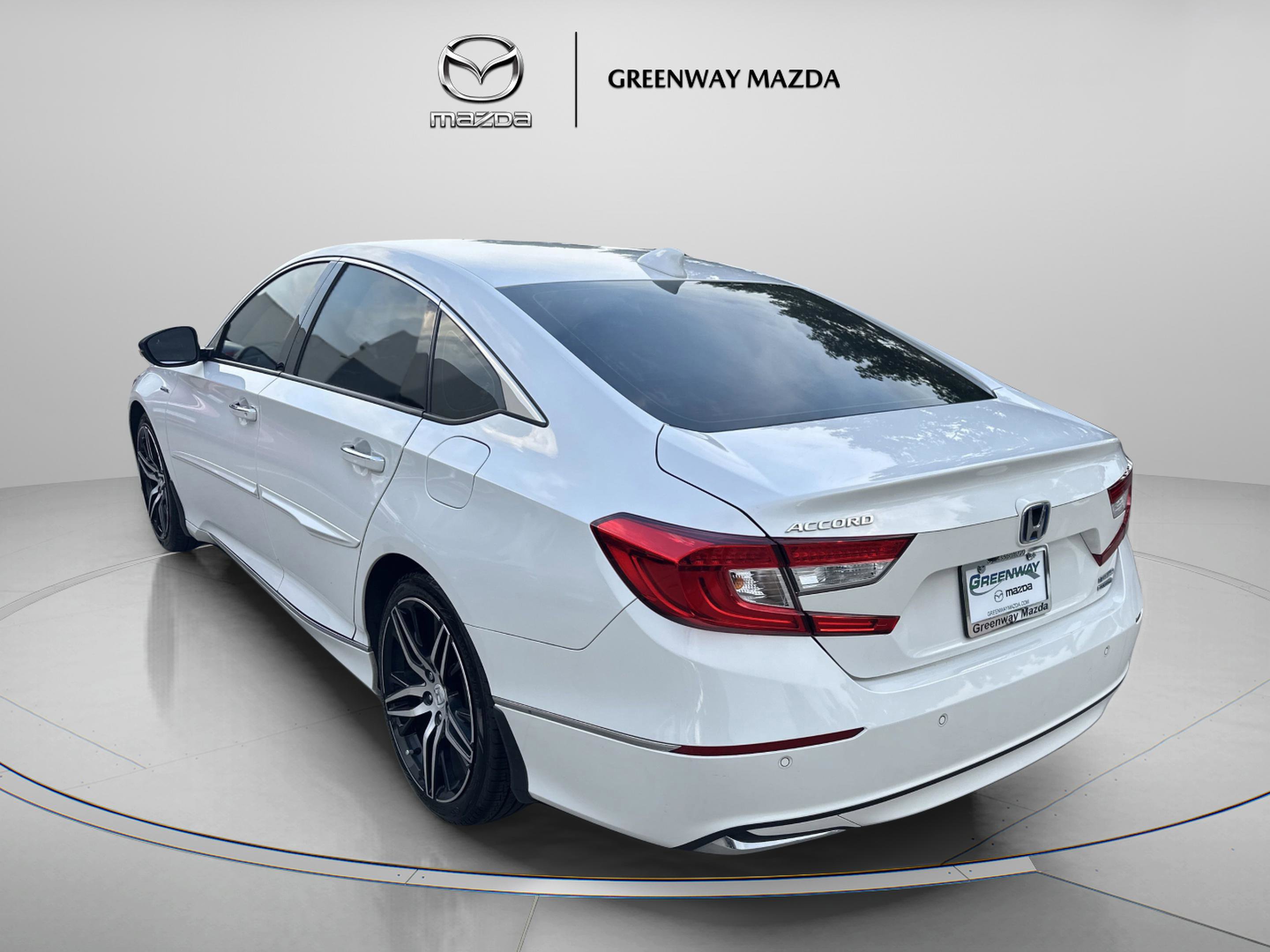 2021 Honda Accord Hybrid Touring photo 5