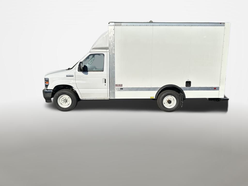 2025 Ford E-350 Base photo 2