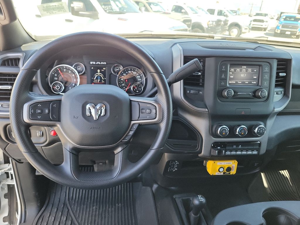 2024 Ram 5500 Tradesman SLT photo 3