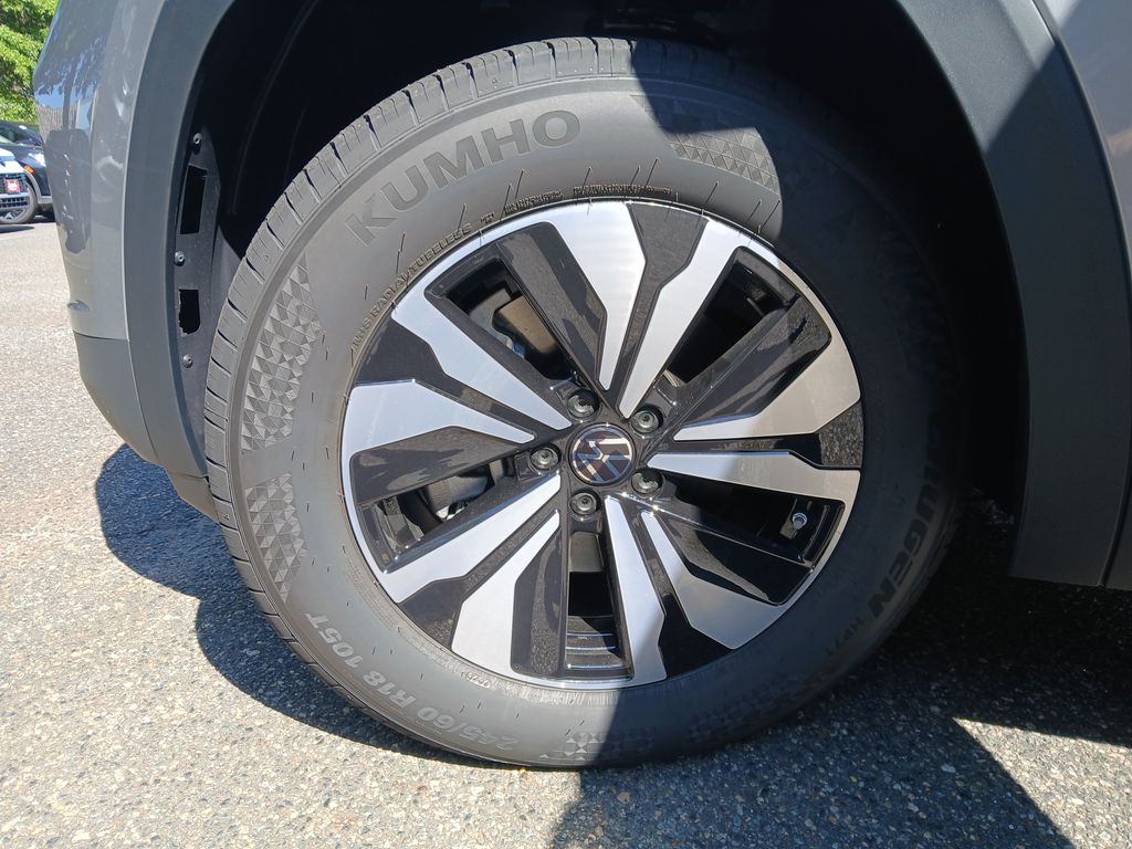 2026 Volkswagen Atlas Cross Sport SE photo 24