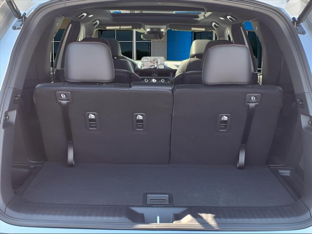 2025 Honda Pilot TrailSport photo 5