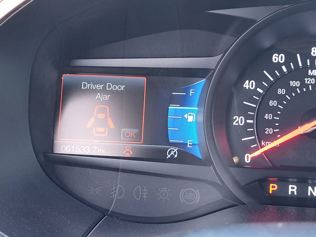 2020 Ford Edge ST photo 16