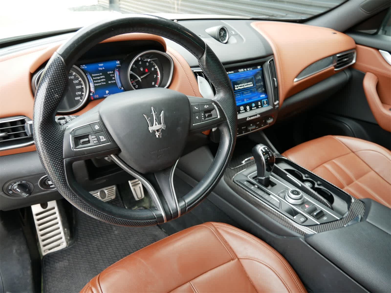 2017 Maserati Levante photo 4