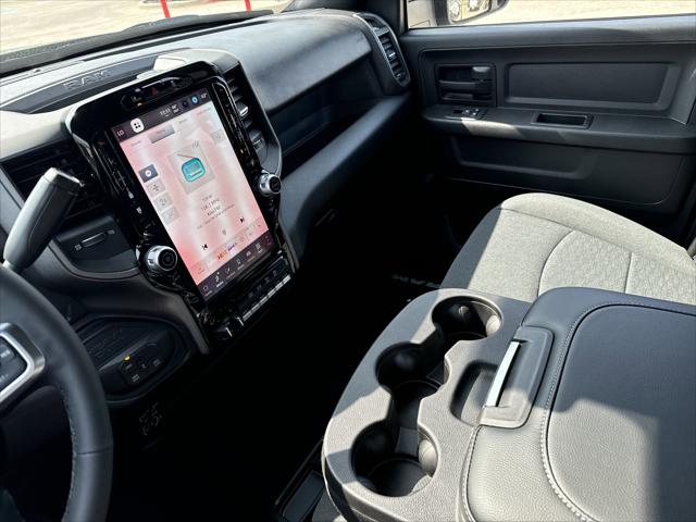 2025 Ram 2500 Tradesman photo 15