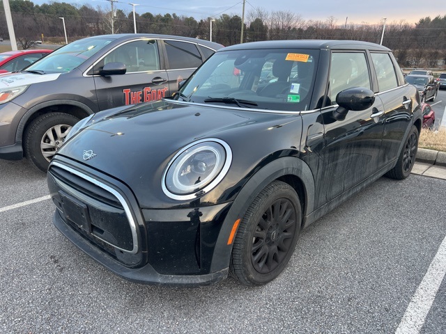 2022 MINI Hardtop 4 Door's photo