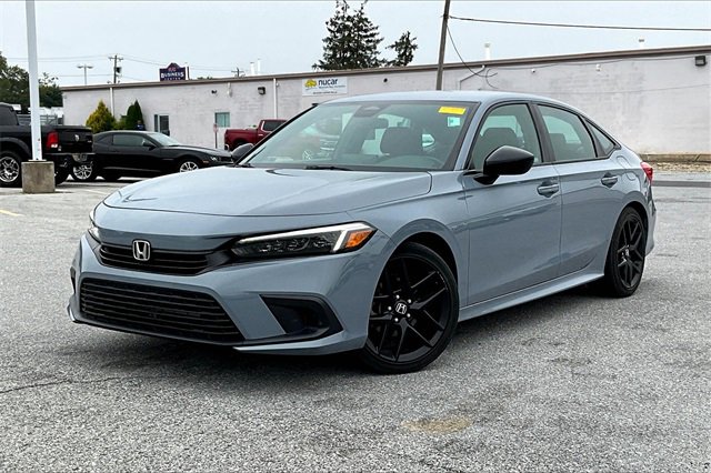 2022 Honda Civic Sport photo 2
