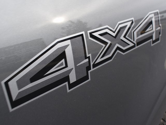 2025 Ford F-150 XLT photo 14