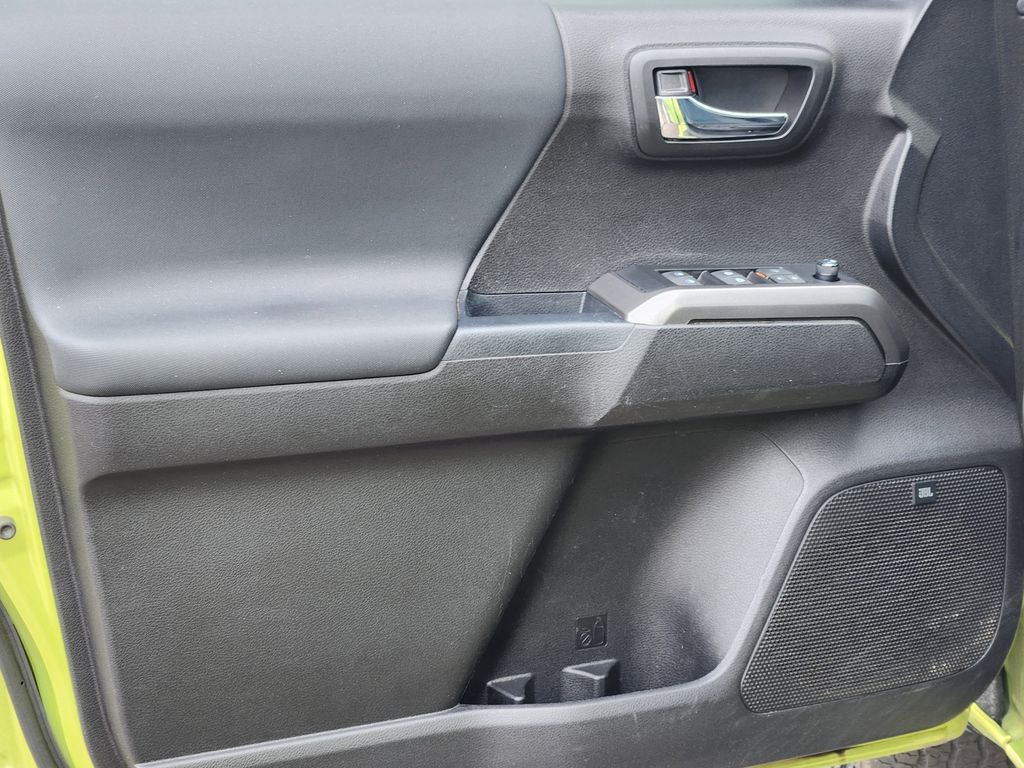 2023 Toyota Tacoma TRD 4x4 Double Cab photo 10