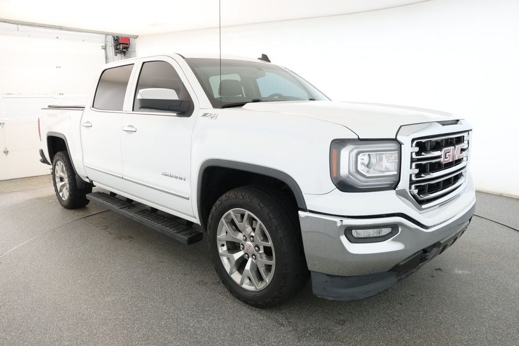 2018 Gmc Sierra 1500 SLT photo 3
