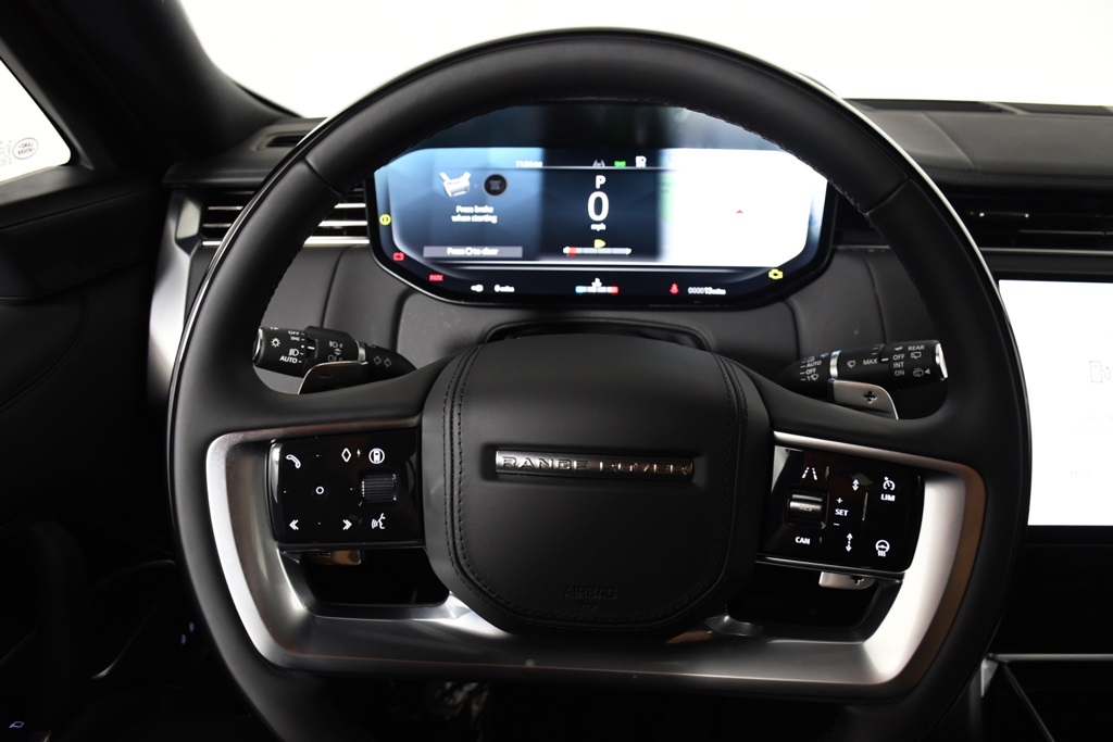 2025 Land Rover Range Rover SE photo 19