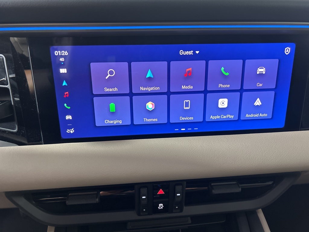 2025 Porsche Macan Electric photo 23
