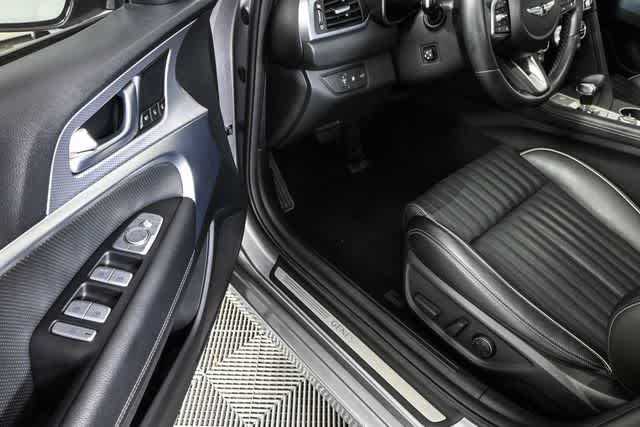 2022 Genesis G70 3.3T photo 7