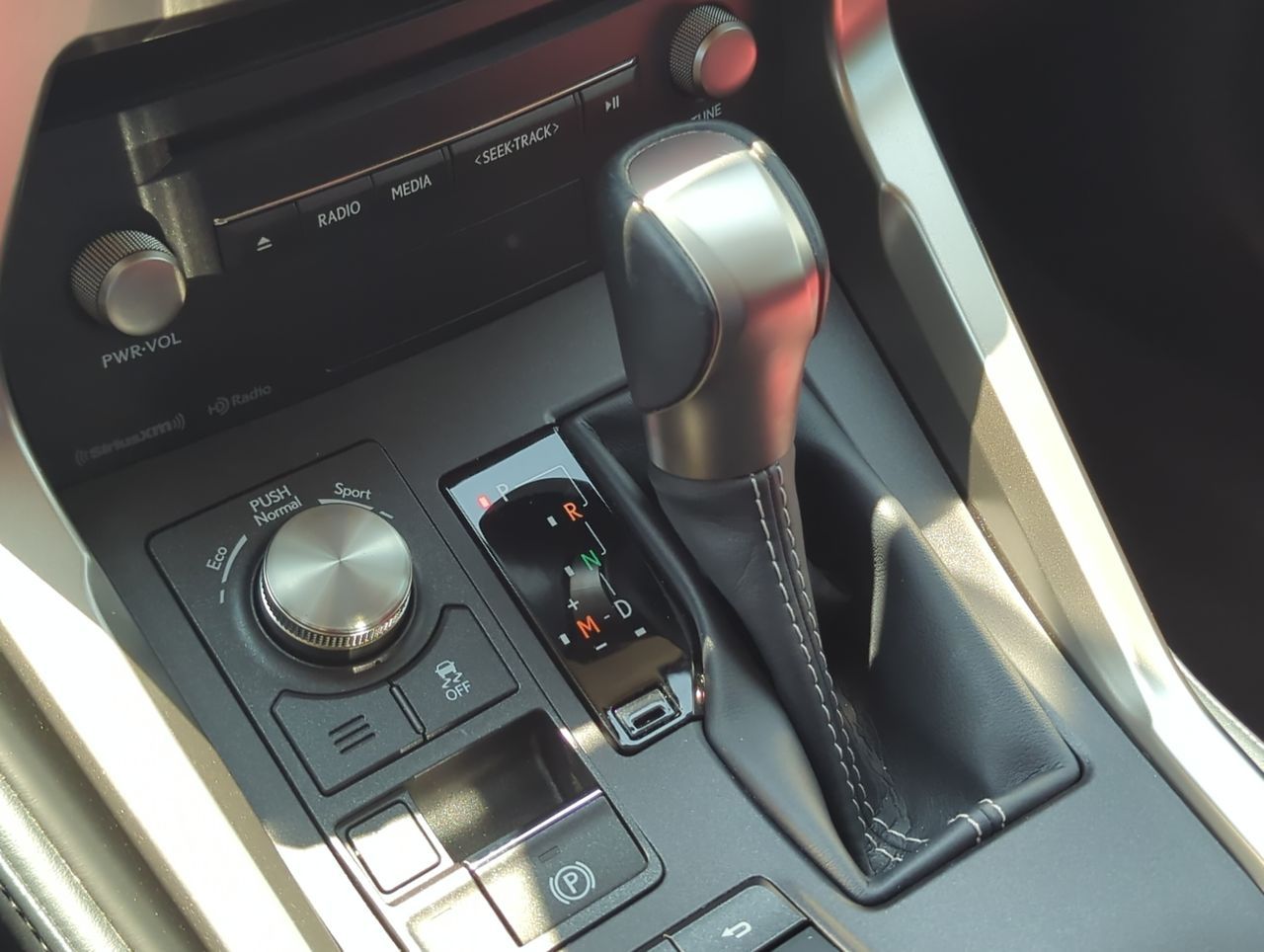 2021 Lexus NX 300 photo 14