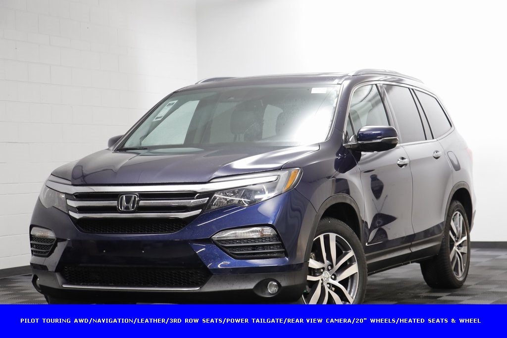 2016 Honda Pilot Touring's photo