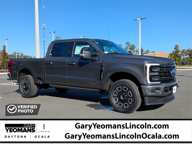 2026 Ford F-350 Super Duty Platinum's photo