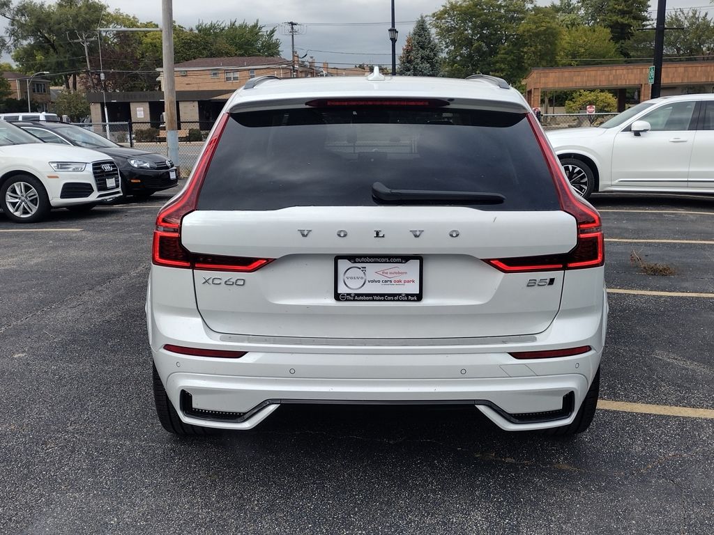 2026 VOLVO XC60 - Image 6