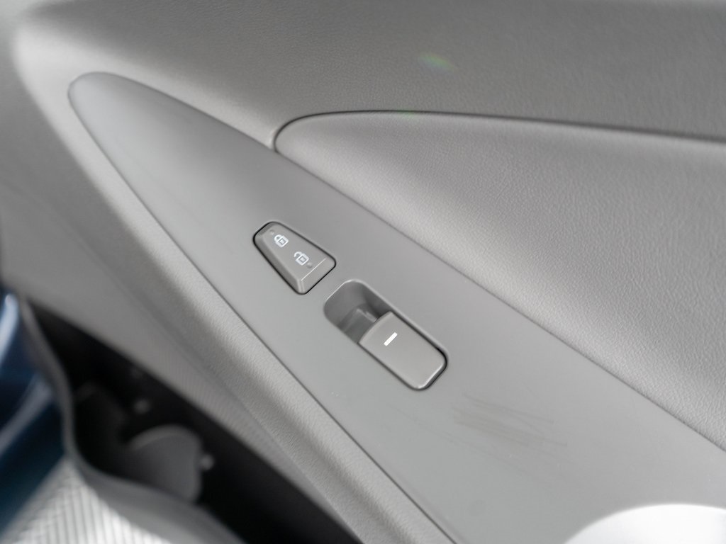 2012 Hyundai Sonata GLS photo 9