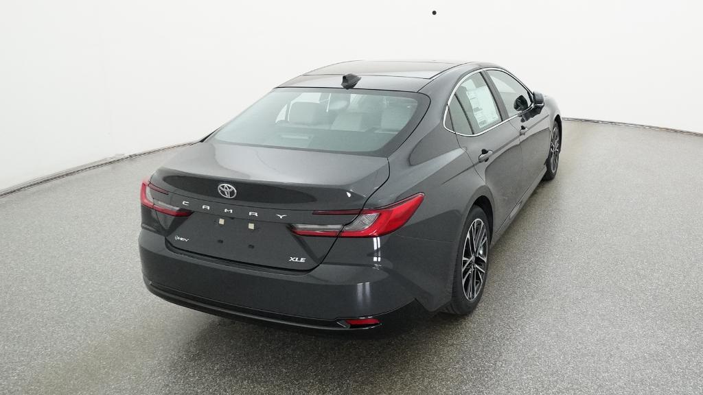 2025 Toyota Camry XLE photo 19