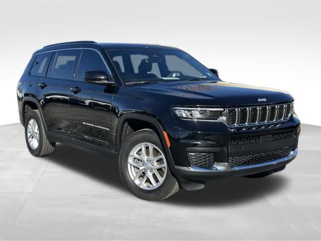 2024 Jeep Grand Cherokee L Laredo's photo