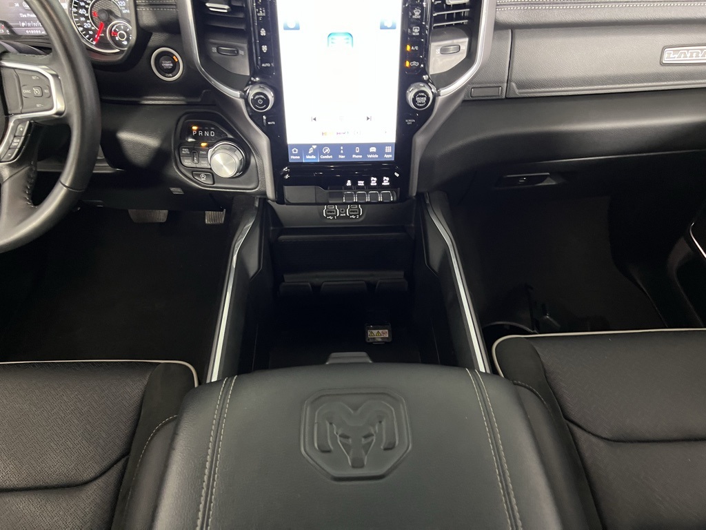 2024 Ram 1500 Laramie photo 13