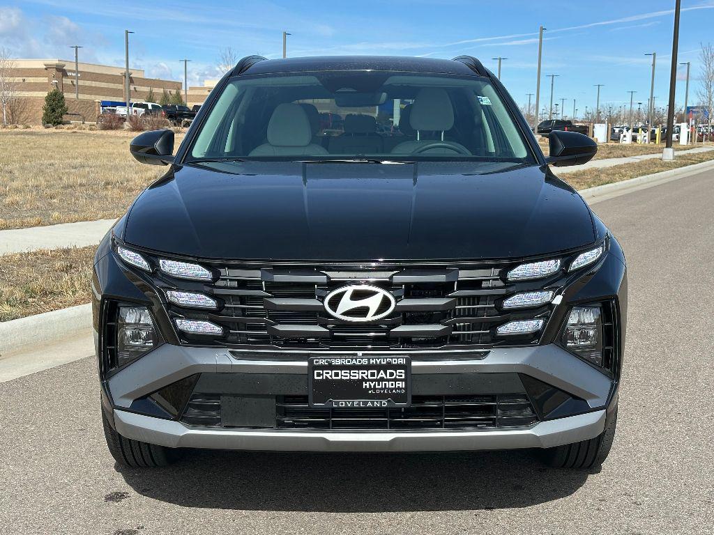 2025 Hyundai Tucson Hybrid Limited photo 2