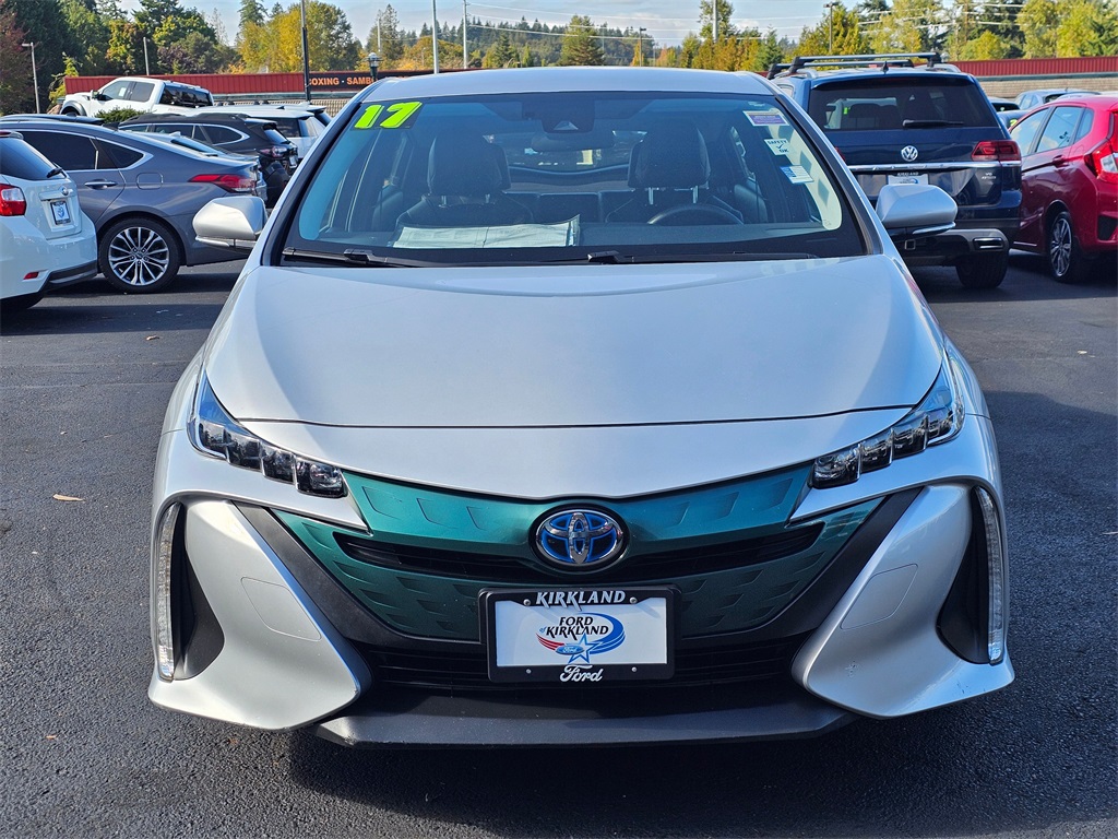 2017 Toyota Prius Prime Premium photo 2