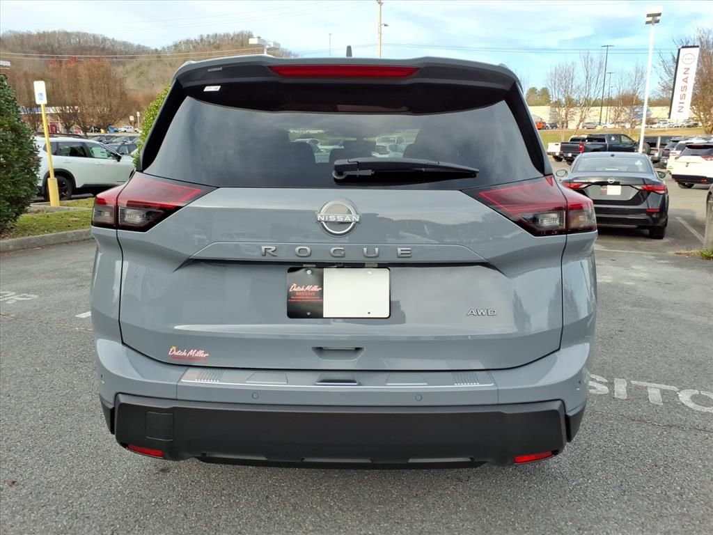 2026 Nissan Rogue SV photo 2