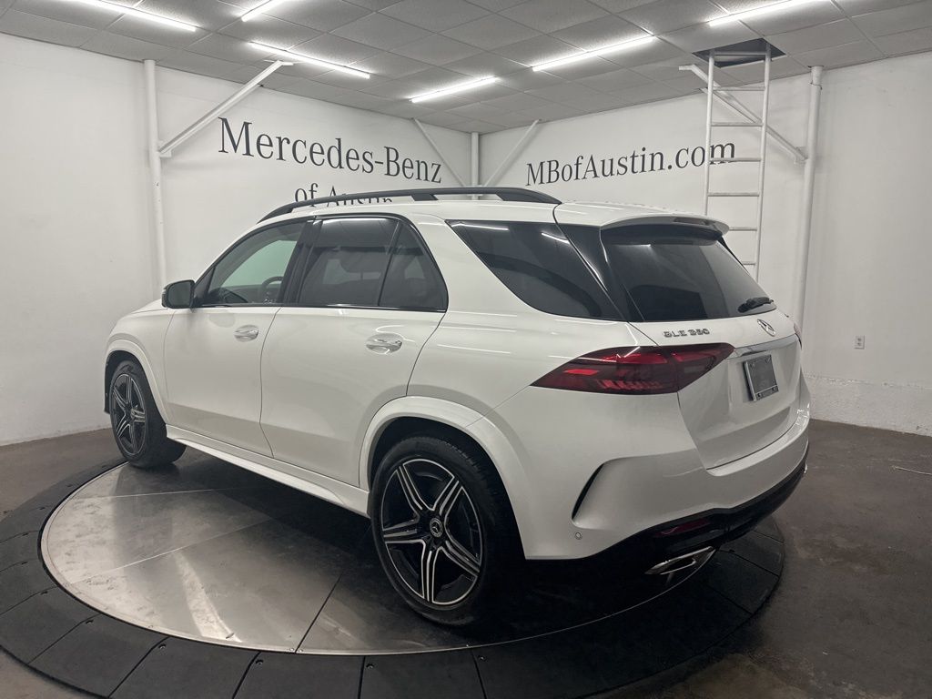 2026 Mercedes Benz GLE 350 4MATIC photo 3