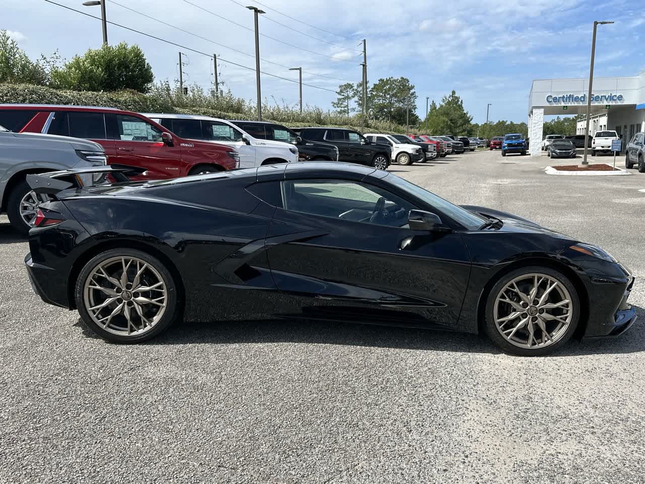 2024 Chevrolet Corvette Stingray 2LT photo 3