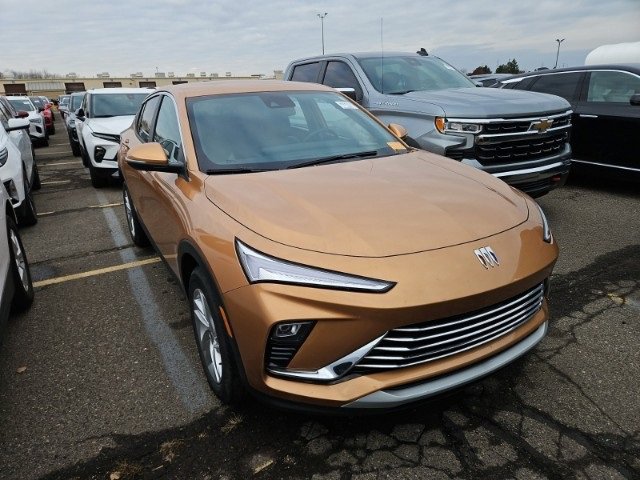 2024 Buick Envista Preferred photo 2