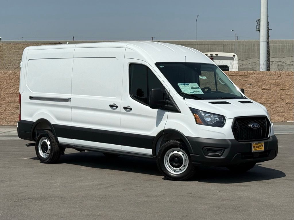 2025 Ford Transit Van Base's photo