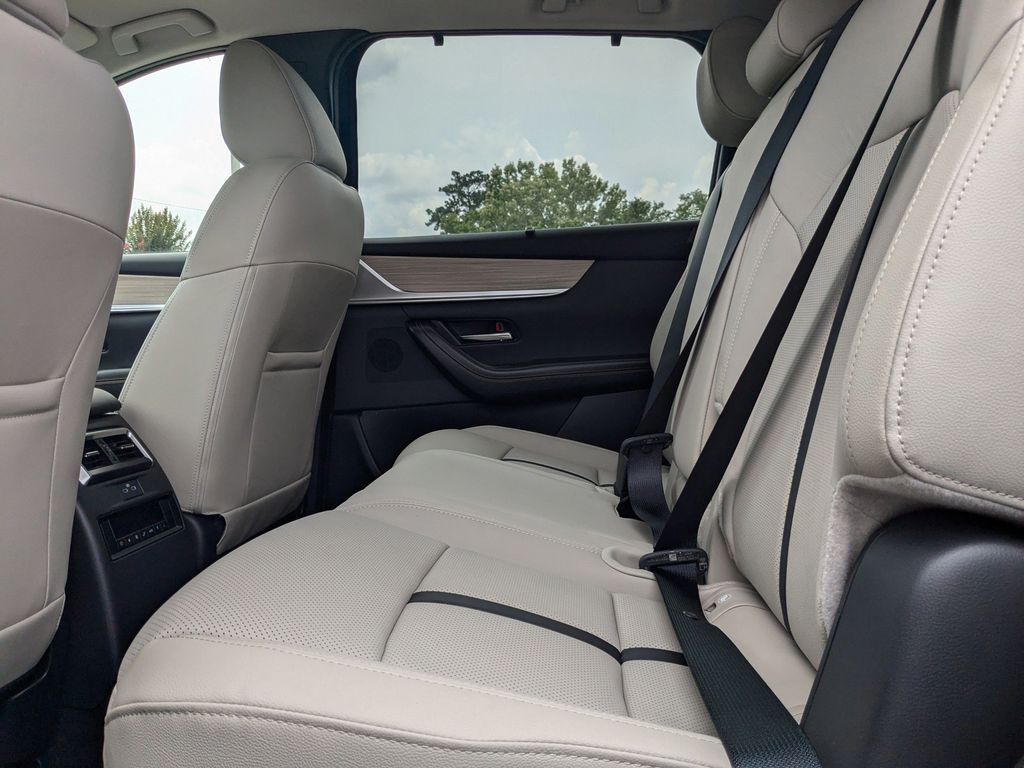2025 Mazda CX-90 3.3 Turbo Preferred photo 15
