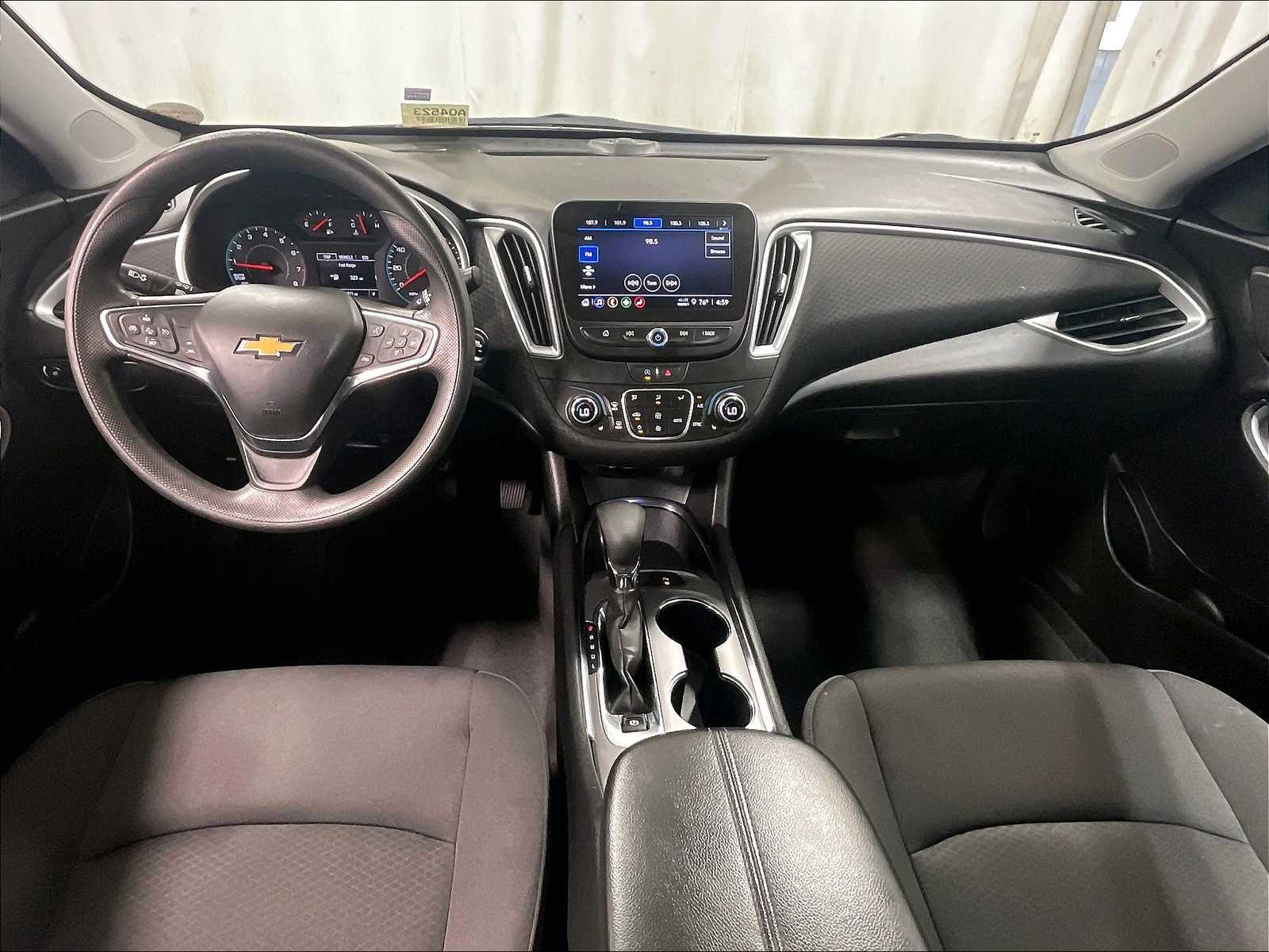 2024 Chevrolet Malibu 1LT photo 19