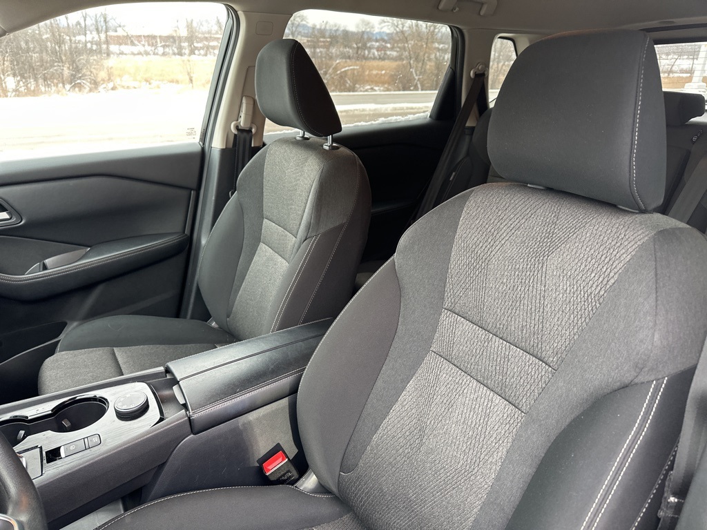 Used 2024 Nissan Rogue SV with VIN 5N1BT3BB9RC675188 for sale in Winona, Minnesota